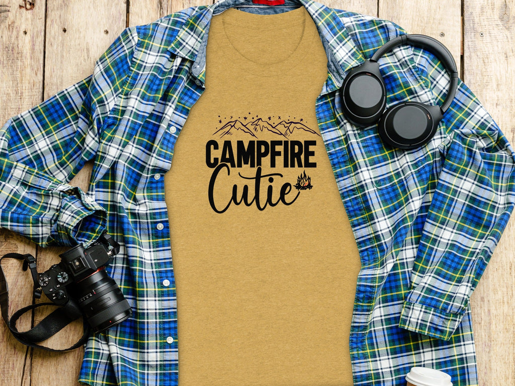 Campfire Cutie with Mountain Print Graphic Novelty T-Shirt