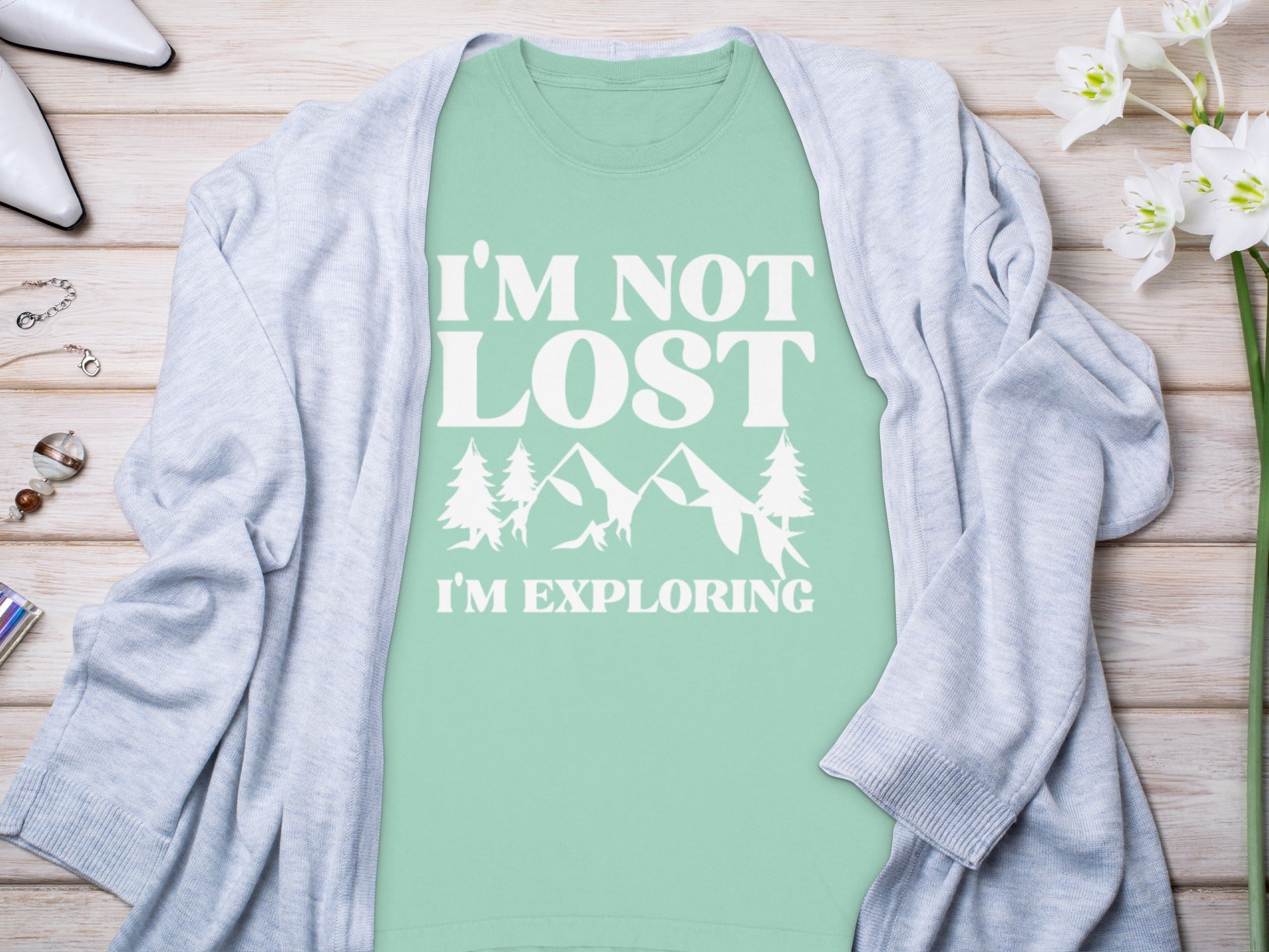 I'm Not Lost I'm Exploring Mountain Print Long Sleeve T-Shirt