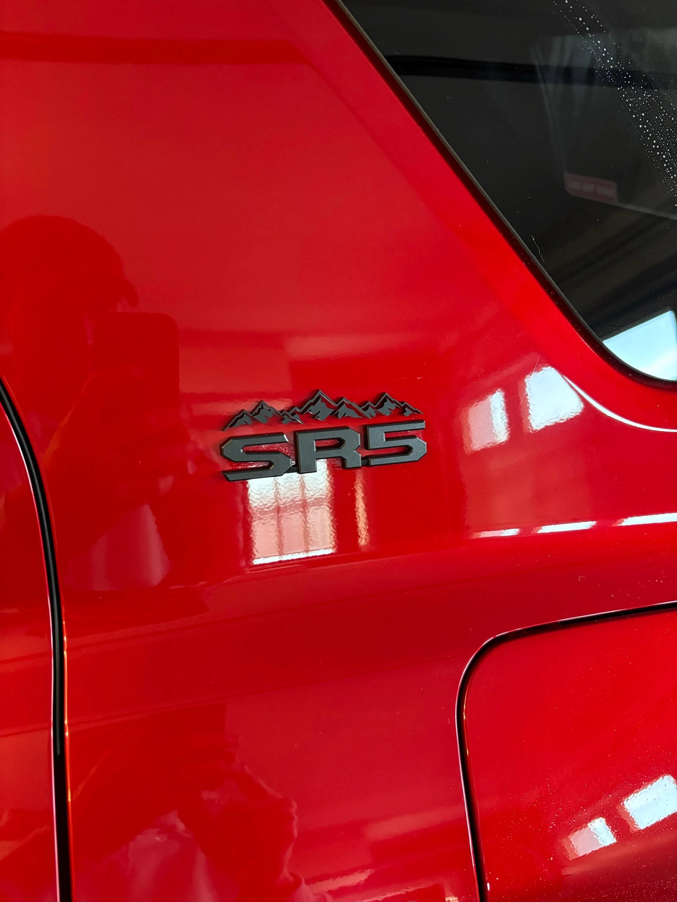 Acrylic C Pillar Mountain Range Emblem - 2024+ Tacoma / 2025+ 4Runner